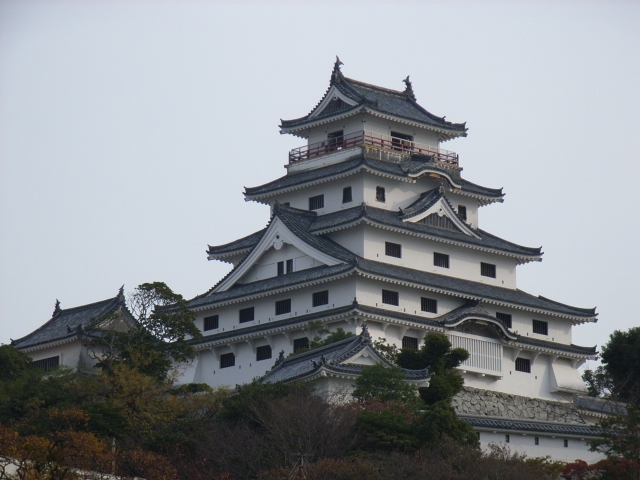 佐賀県『唐津城』を120％楽しむ観光ガイド（写真スポット・アクセス・スタンプ・駐車場）を徹底紹介